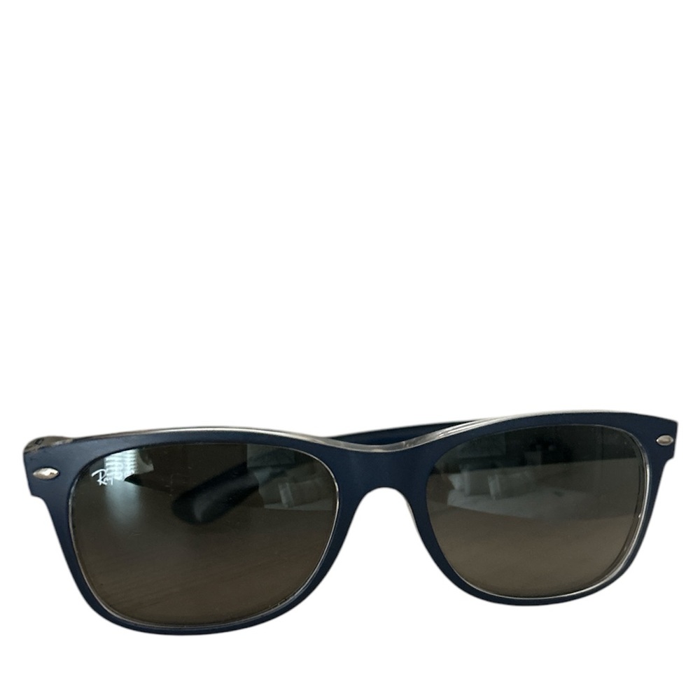 Women’s Ray Ban Classic sunglasses